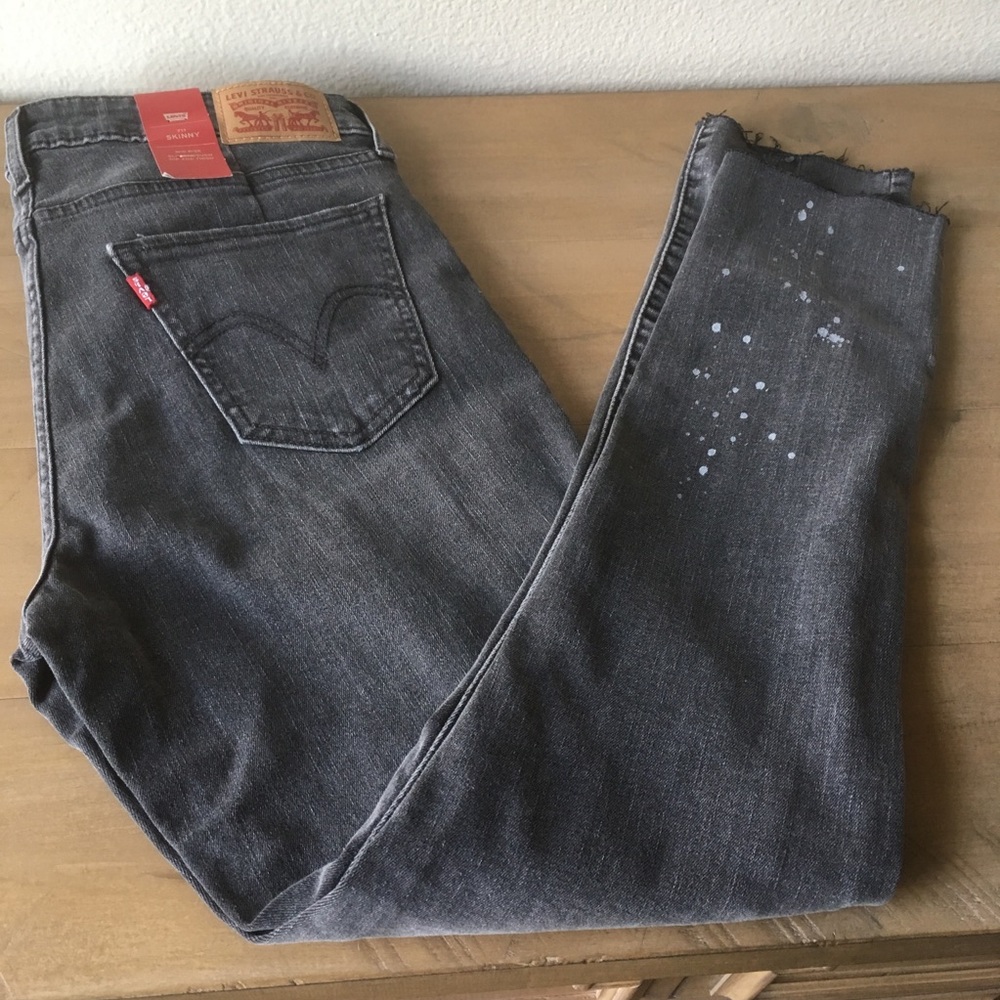 Levi’s 711 Paint Splatter Hem Skinny Jeans 27